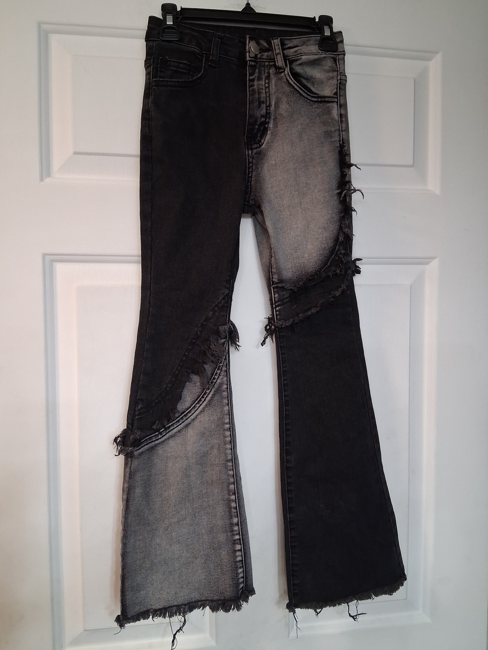 SHEIN Girls Black & Gray Two-Tone Distressed Flare Jeans for Kids Size 8